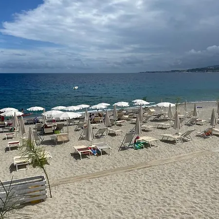 Luce Del Sole Montepaone Lido